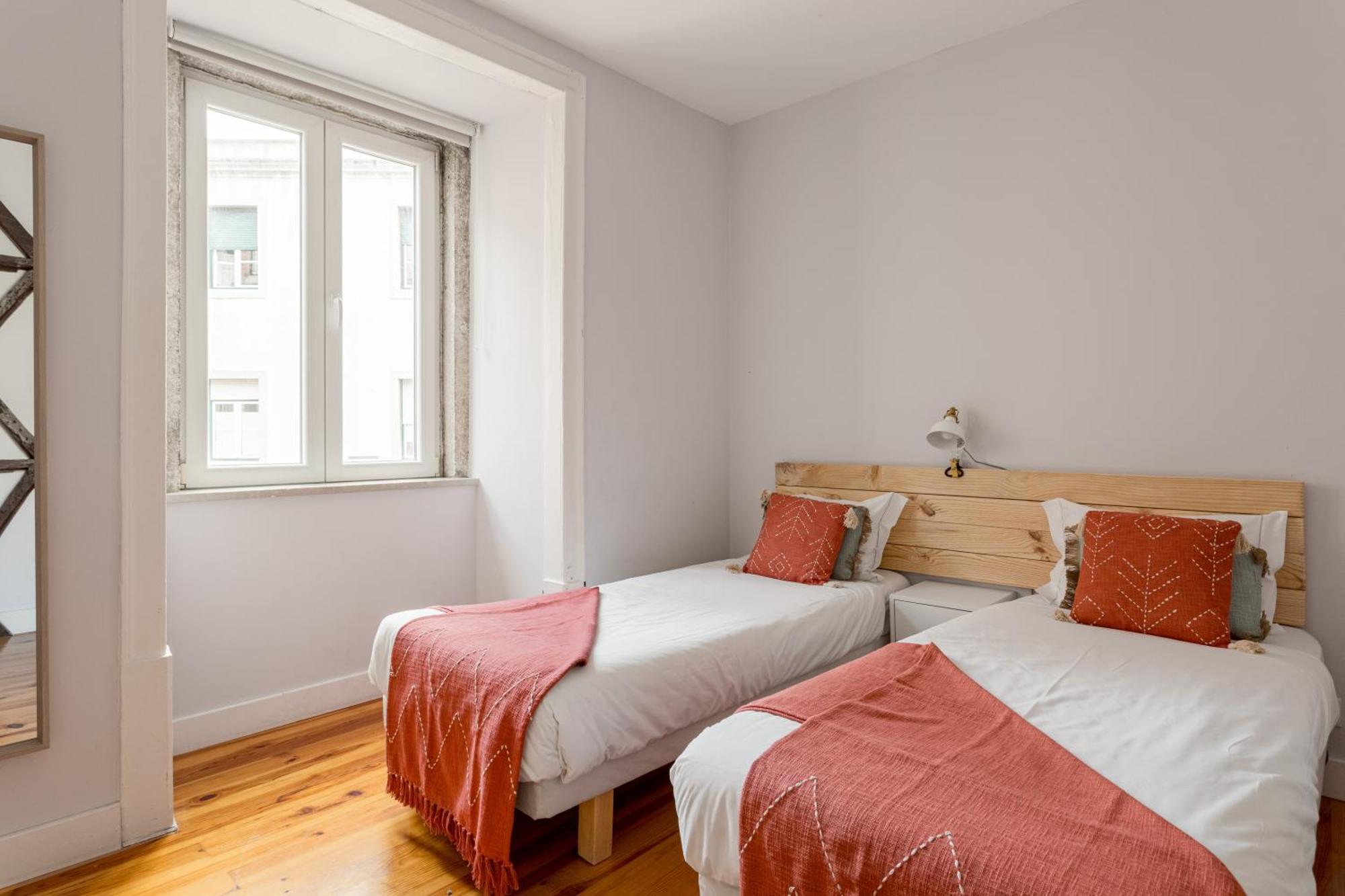 リスボンJoivy Inviting Flat Next To Carmo Conventアパートメント エクステリア 写真