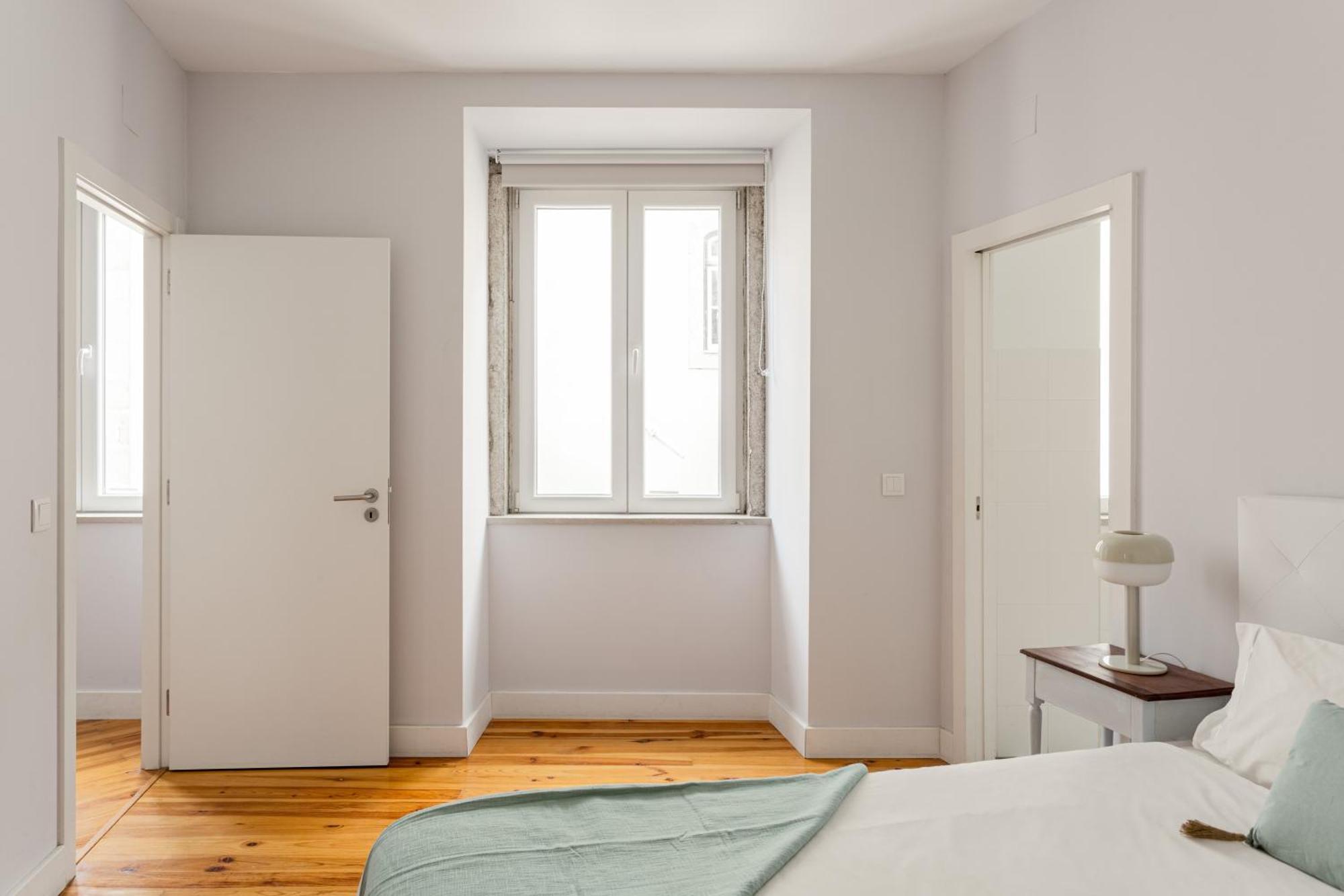 リスボンJoivy Inviting Flat Next To Carmo Conventアパートメント エクステリア 写真